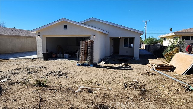 8264 Bennett Ave, Fontana, CA 92335