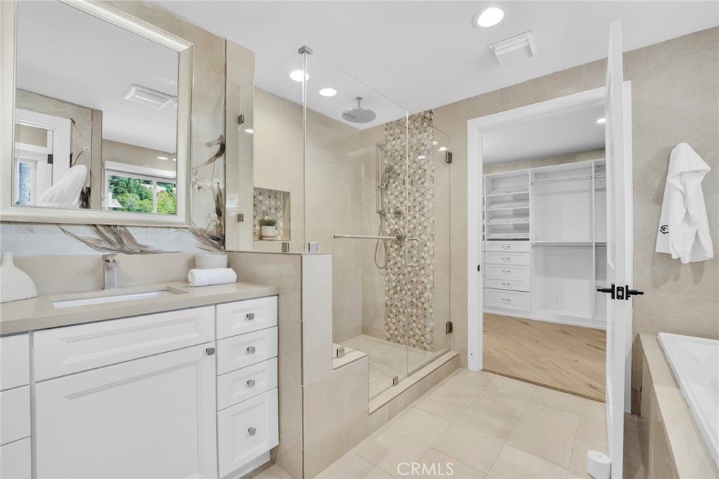 MLS #WS25226127 image #27