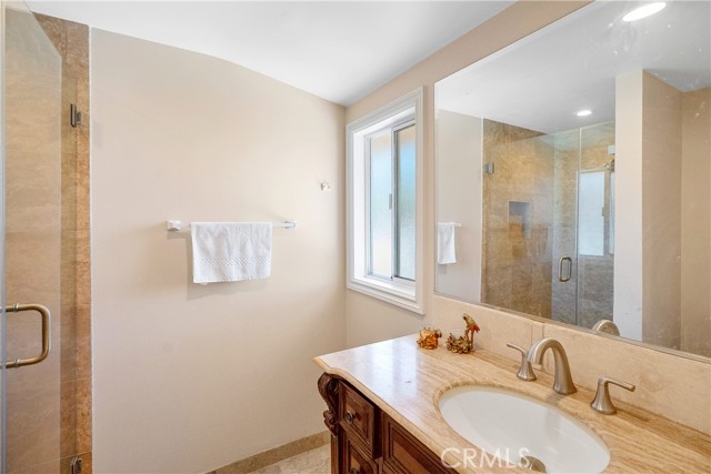 Detail Gallery Image 41 of 70 For 17211 Orozco St, Granada Hills,  CA 91344 - 5 Beds | 5/1 Baths