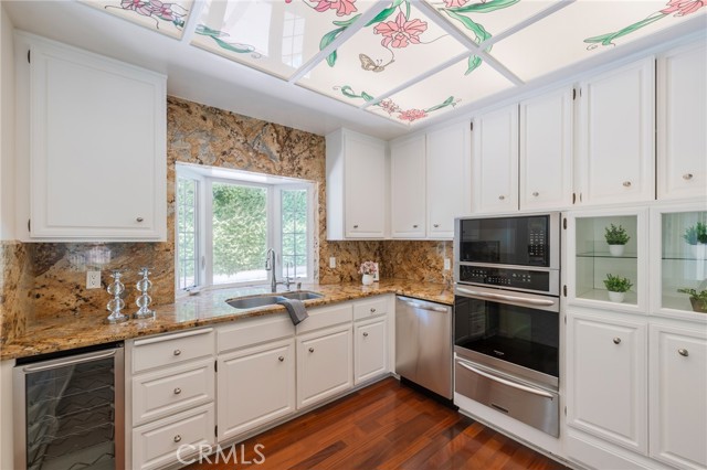 30243 Avenida Selecta, Rancho Palos Verdes CA: https://media.crmls.org/medias/ac9c26e7-8d13-4430-8bf5-7b3117aef047.jpg