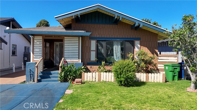 Detail Gallery Image 2 of 30 For 1453 W 56th, Los Angeles,  CA 90062 - 3 Beds | 2 Baths