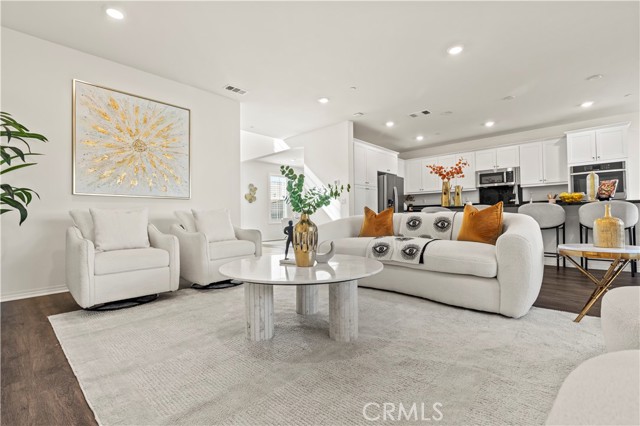 Detail Gallery Image 10 of 71 For 3017 E Grafton, Ontario,  CA 91761 - 5 Beds | 3/1 Baths