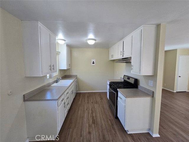 Detail Gallery Image 3 of 12 For 341 Unit C Woodland Pl #C,  Costa Mesa,  CA 92627 - 2 Beds | 1 Baths