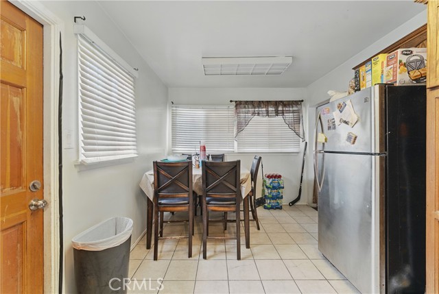 Detail Gallery Image 8 of 25 For 14423 Dumont Ave, Norwalk,  CA 90650 - 2 Beds | – Baths