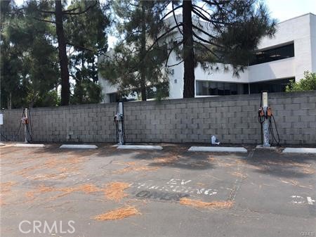 https://media.crmls.org/medias/ac9e8320-169c-4ea8-ab64-f954253342bc.jpg?preset=X-Large