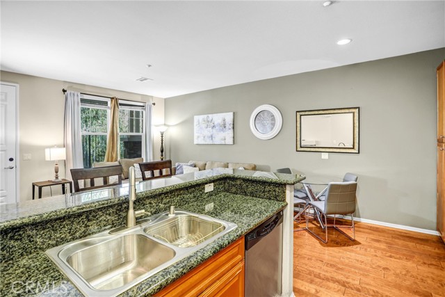 Detail Gallery Image 10 of 27 For 30505 Canyon Hills #2204,  Lake Elsinore,  CA 92532 - 2 Beds | 2/1 Baths