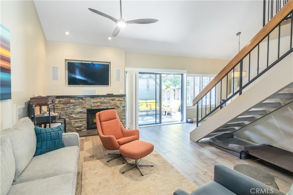 MLS #SR25246600 image #3