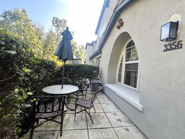 Detail Gallery Image 2 of 31 For 3356 via Parma, Costa Mesa,  CA 92626 - 3 Beds | 2/1 Baths