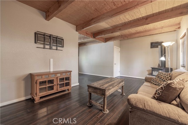 Detail Gallery Image 7 of 43 For 276 Stanford Way, Big Bear City,  CA 92314 - 4 Beds | 2 Baths