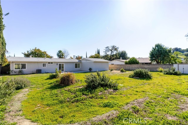 Detail Gallery Image 23 of 30 For 9551 Gierson Ave, Chatsworth,  CA 91311 - 3 Beds | 2 Baths