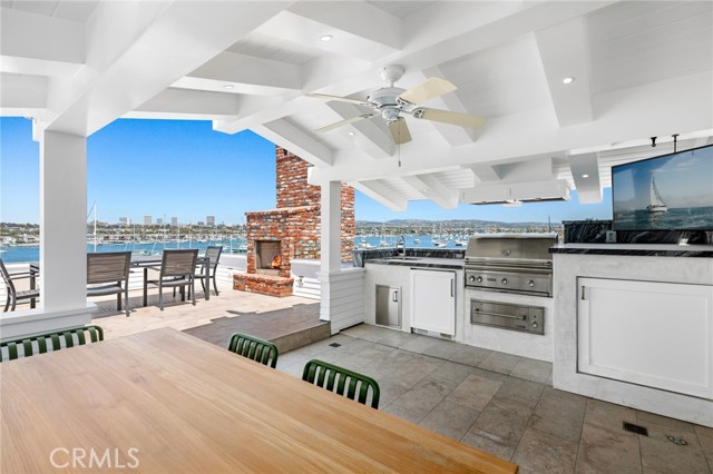 Detail Gallery Image 36 of 41 For 930 E Balboa Bld, Newport Beach,  CA 92661 - 3 Beds | 4/1 Baths