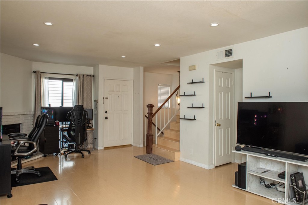 Aca24828 2A72 41B7 Bc63 F1C8A8Abcb82 1812 Huntington Drive, Duarte, Ca 91010 &Lt;Span Style='BackgroundColor:transparent;Padding:0Px;'&Gt; &Lt;Small&Gt; &Lt;I&Gt; &Lt;/I&Gt; &Lt;/Small&Gt;&Lt;/Span&Gt;