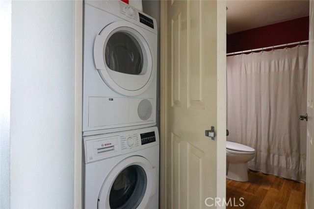 Detail Gallery Image 6 of 32 For 20331 Bluffside Cir #417,  Huntington Beach,  CA 92646 - 3 Beds | 2 Baths