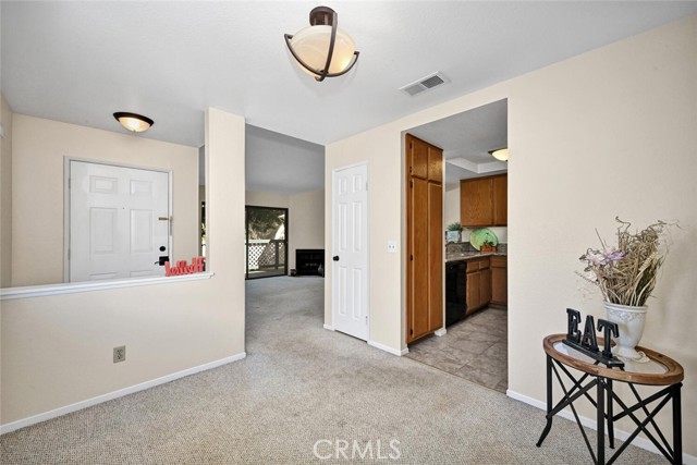 Detail Gallery Image 7 of 37 For 3575 W Stonepine Ln #213-C,  Anaheim,  CA 92804 - 1 Beds | 1 Baths