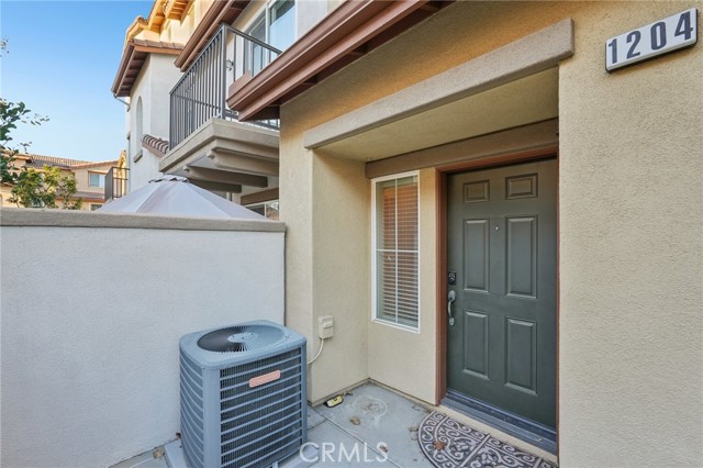 Detail Gallery Image 4 of 33 For 17871 Shady View #1204, Chino Hills,  CA 91709 - 2 Beds | 2/1 Baths