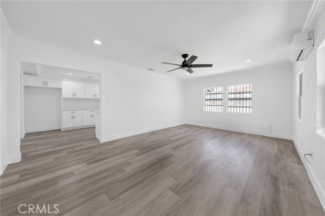 8127 Emerson Place, Rosemead CA: https://media.crmls.org/medias/aca30cf7-2c39-4d86-a5ee-10b841fd5204.jpg
