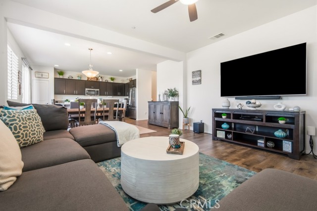 8276 Camino Alto Dr, Riverside, CA 92504 photo 5