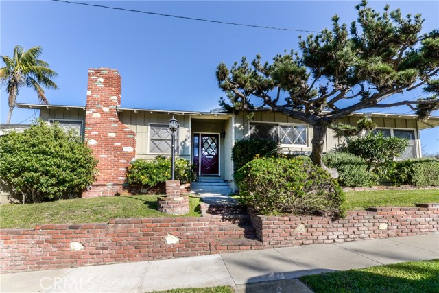 1401 11th Street, Manhattan Beach, California 90266, 3 Bedrooms Bedrooms, ,2 BathroomsBathrooms,Residential,Sold,11th,SB17042358