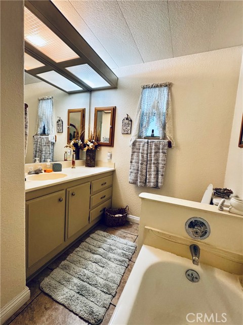 Detail Gallery Image 11 of 22 For 1441 S Paso Real Ave #9,  Rowland Heights,  CA 91748 - 2 Beds | 2 Baths