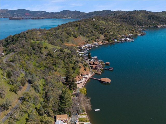 9910 Honeymoon, Clearlake CA: https://media.crmls.org/medias/aca54735-5500-4c3c-9f59-08f418b46a47.jpg