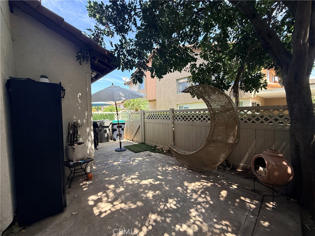 https://media.crmls.org/medias/aca6a179-45e9-4640-bcf9-b96b6b3f1390.jpg?preset=X-Large