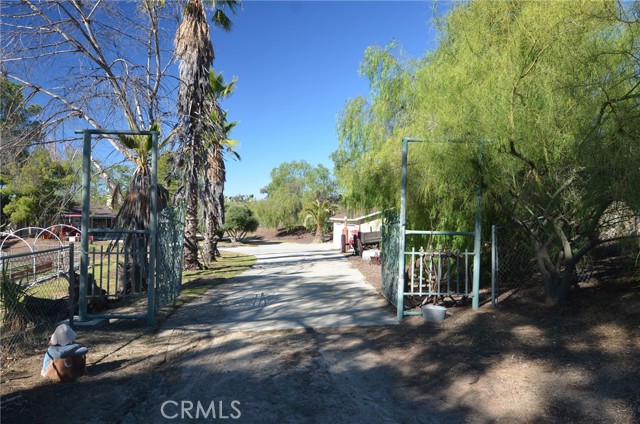 Detail Gallery Image 8 of 35 For 34100 Sugar Loaf, Nuevo,  CA 92567 - 3 Beds | 3 Baths