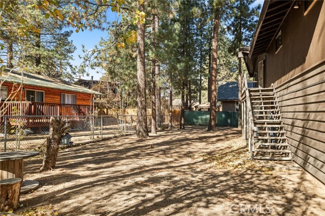 Detail Gallery Image 41 of 43 For 210 N Eureka Dr, Big Bear Lake,  CA 92315 - 4 Beds | 3 Baths