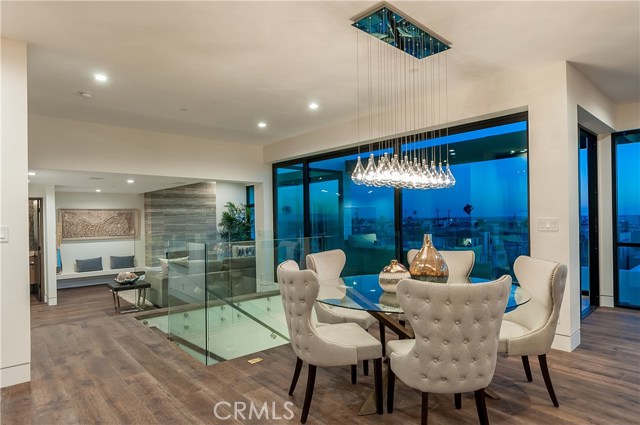 1635 Palm Drive, Hermosa Beach, California 90254, 4 Bedrooms Bedrooms, ,3 BathroomsBathrooms,Residential,Sold,Palm,SB17135203