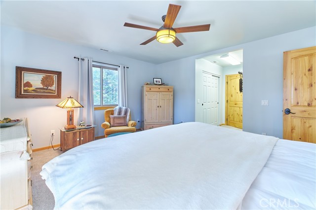 Detail Gallery Image 21 of 53 For 448 Edgemoor Rd, Big Bear Lake,  CA 92315 - 7 Beds | 4/1 Baths