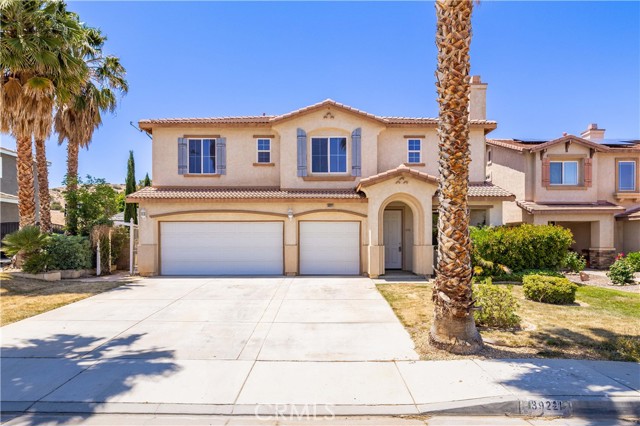 Detail Gallery Image 1 of 29 For 39221 Chantilly Ln, Palmdale,  CA 93551 - 5 Beds | 4 Baths
