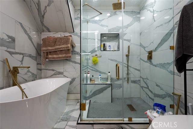 Detail Gallery Image 14 of 17 For 2364 Las Palomas, La Habra Heights,  CA 90631 - 4 Beds | 3/1 Baths