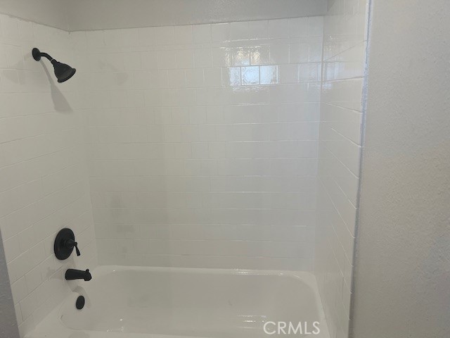 MLS #OC25270117 image #11