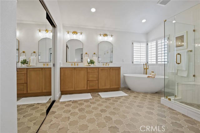 2210 Calle Opalo, San Clemente CA: https://media.crmls.org/medias/aca990b8-a965-4f29-9dc7-591e875fbd46.jpg