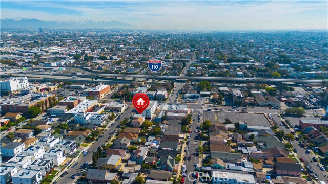 Detail Gallery Image 32 of 36 For 512 W 41st Pl, Los Angeles,  CA 90037 - 4 Beds | 2 Baths