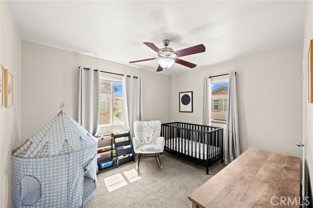 27620 Desert Gold Court, Murrieta CA: https://media.crmls.org/medias/acaa15e1-5ac6-4059-969e-c421110bc6e0.jpg