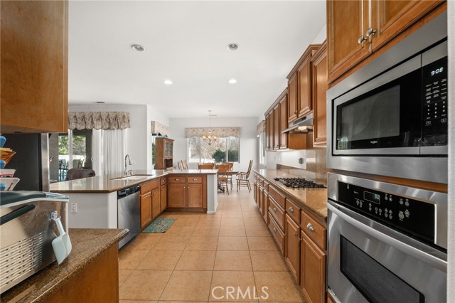 Detail Gallery Image 20 of 65 For 4683 Viaggio Cir, Jurupa Valley,  CA 92509 - 4 Beds | 2/1 Baths