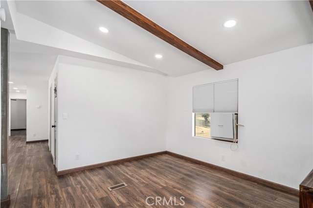 2726 Bent Spur Drive, Acton CA: https://media.crmls.org/medias/acaa7049-3470-458e-83e5-7ee7bd487127.jpg