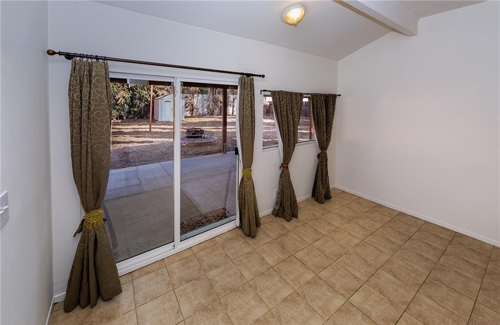 Detail Gallery Image 13 of 20 For 7716 Owensmouth Ave, Canoga Park,  CA 91304 - – Beds | – Baths