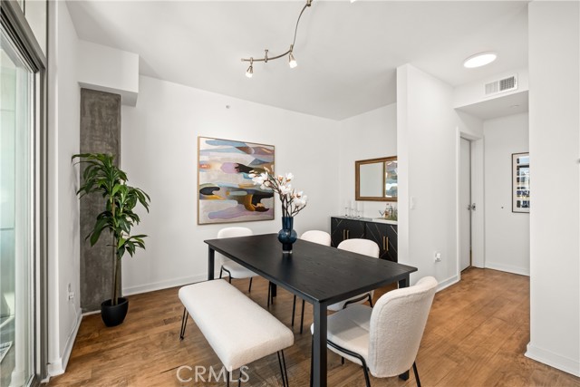 Detail Gallery Image 7 of 31 For 800 the Mark Ln #1806,  San Diego,  CA 92101 - 1 Beds | 1/1 Baths