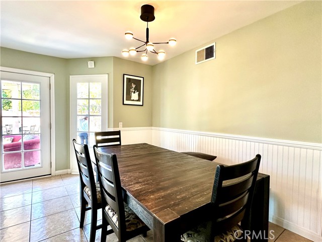 Detail Gallery Image 7 of 32 For 1142 Brentwood, Rialto,  CA 92376 - 4 Beds | 3 Baths