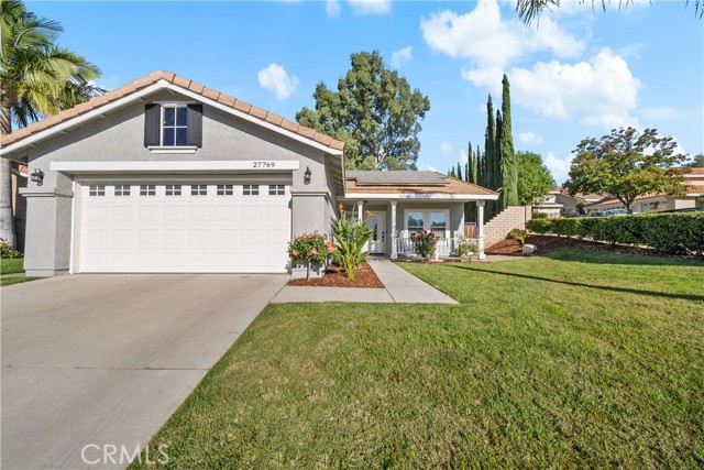 Detail Gallery Image 1 of 41 For 27769 Kristin Ln, Saugus,  CA 91350 - 3 Beds | 2 Baths