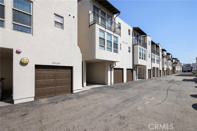 Detail Gallery Image 29 of 45 For 576 S Brea Bld, Brea,  CA 92821 - 2 Beds | 2/1 Baths