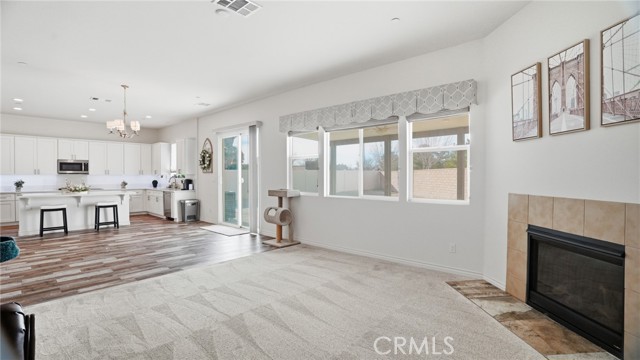 Detail Gallery Image 6 of 75 For 4727 W Vahan Ct, Lancaster,  CA 93536 - 5 Beds | 4 Baths