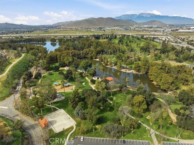 Detail Gallery Image 11 of 67 For 2715 Brockton, Riverside,  CA 92501 - 4 Beds | 2 Baths