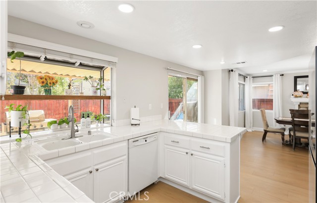 Detail Gallery Image 7 of 21 For 310 Hartford, Redlands,  CA 92374 - 4 Beds | 2/1 Baths