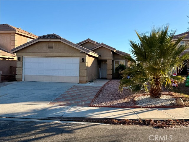 Detail Gallery Image 3 of 27 For 14421 El Grande Way, Victorville,  CA 92394 - 3 Beds | 2 Baths