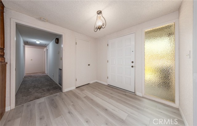 Detail Gallery Image 4 of 41 For 23187 Glendora Dr, Grand Terrace,  CA 92313 - 4 Beds | 2/1 Baths