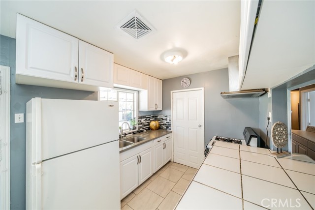 Detail Gallery Image 15 of 36 For 8573 Williams, Fontana,  CA 92335 - 3 Beds | 1 Baths