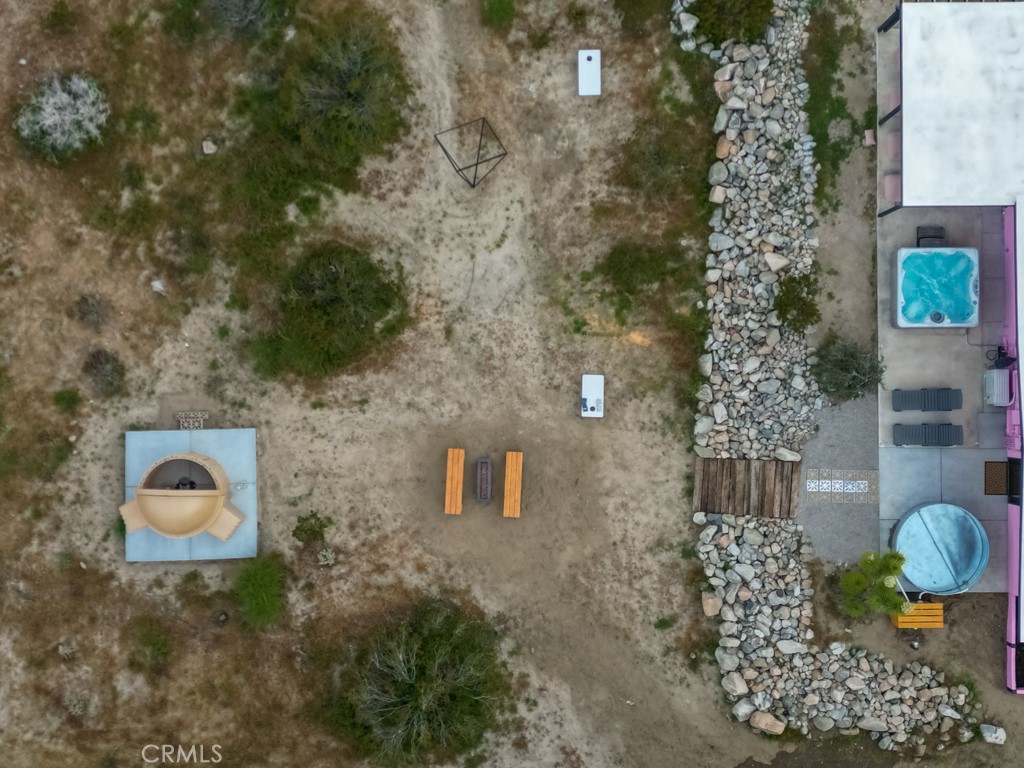 https://media.crmls.org/medias/acae4ed6-bccd-4e86-a30b-8372c6cffd6e.jpg?preset=X-Large