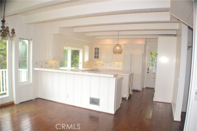 Detail Gallery Image 5 of 14 For 490 Diamond St, Laguna Beach,  CA 92651 - 3 Beds | 2 Baths